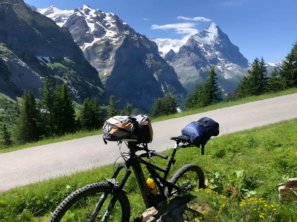 Genial-Biken Gepäckträger im Einsatz